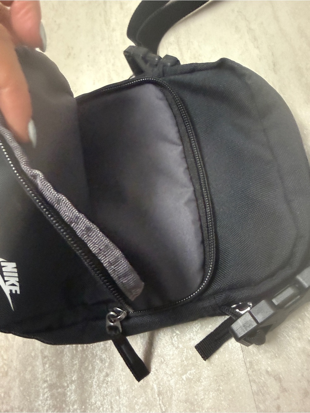 Nike Heritage Crossbody Shoulder Bag black unisex - Picture 6 of 10